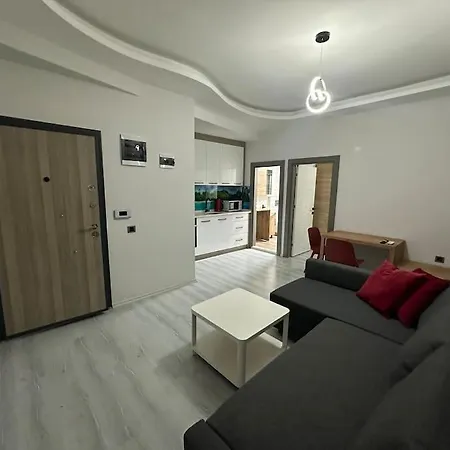 Denize Yakin Konforlu Apartament